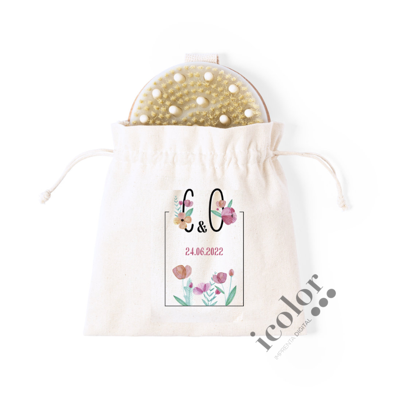 Cepillo exfoliante para detalle de boda con iniciales