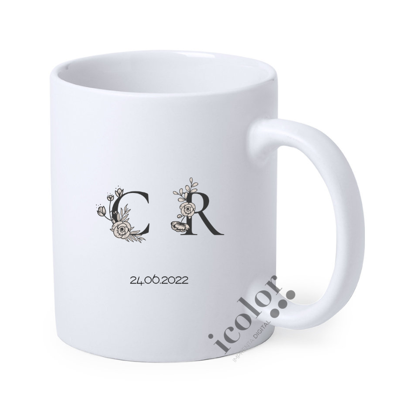 Taza cerámica para detalle de boda kraft, con las iniciales de los novi@s